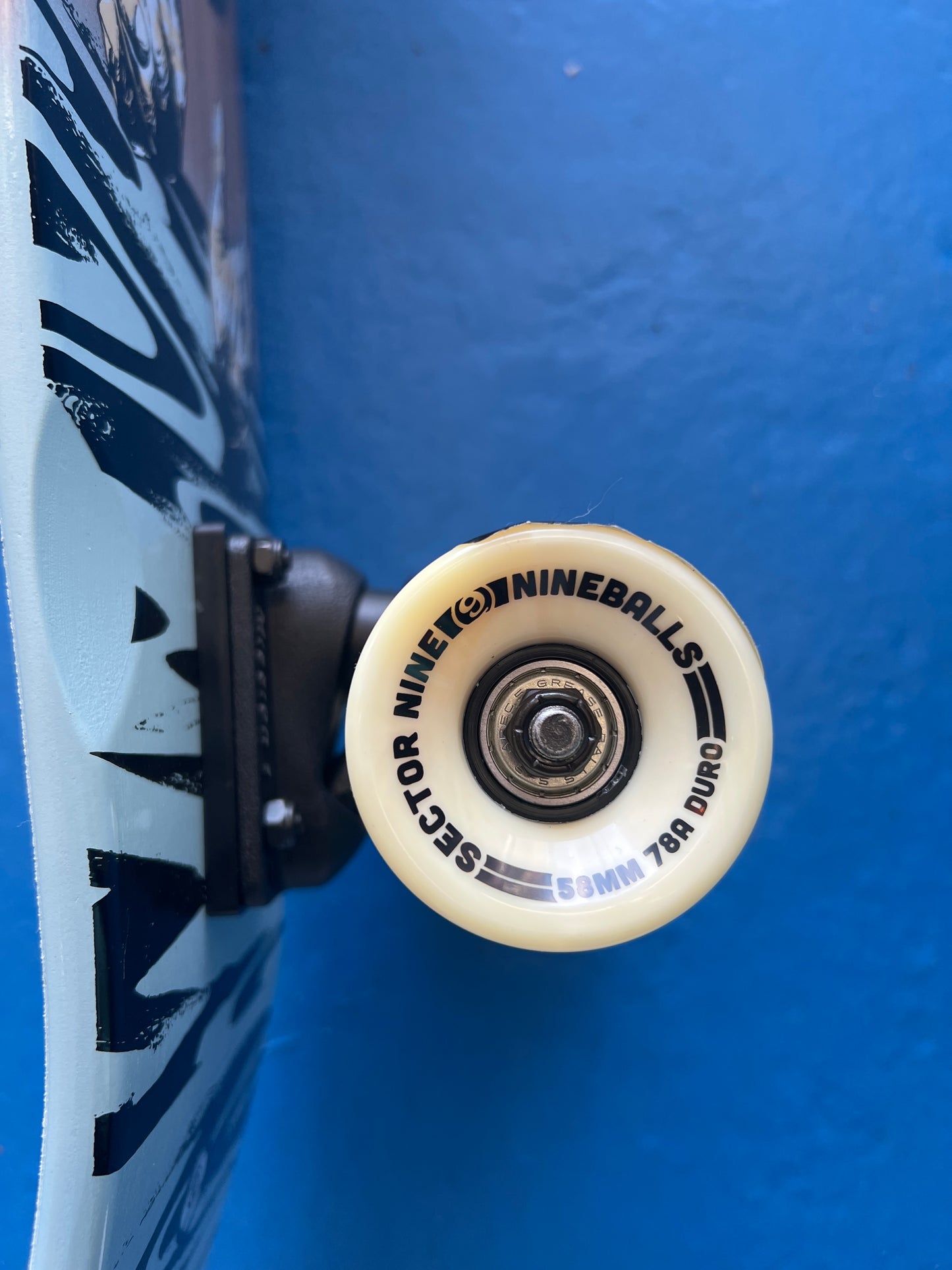 HANDPLANT HOPPER COMPLETE 27.5 X 7.5